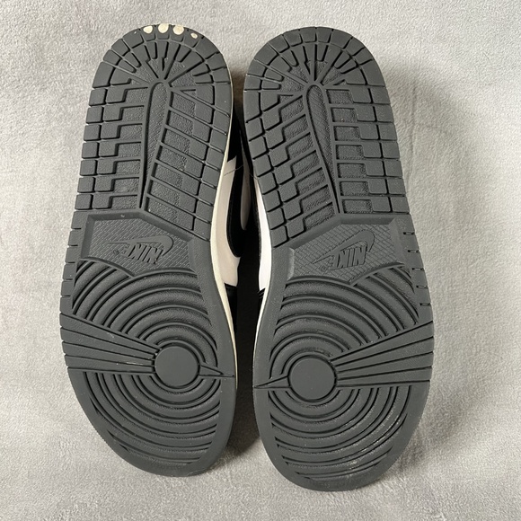 Nike Air Jordan 1 Low “Black & White” (Panda) Size 12 - Picture 5 of 6